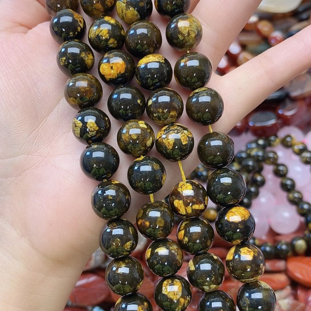 玛瑙/玉髓未镶嵌珠宝半成品卡十二三生石一条