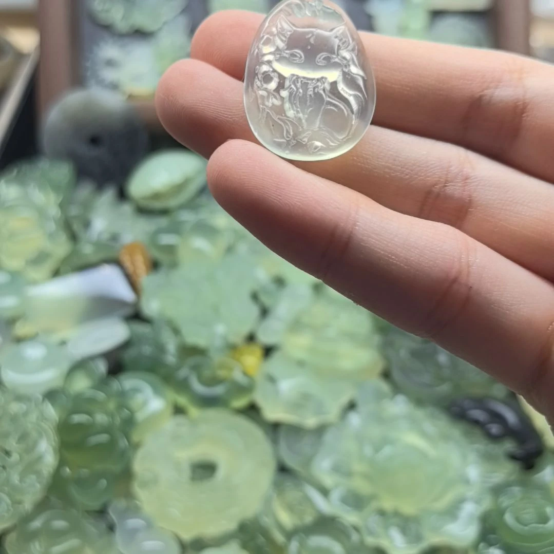 蛇纹石玉合金颈饰