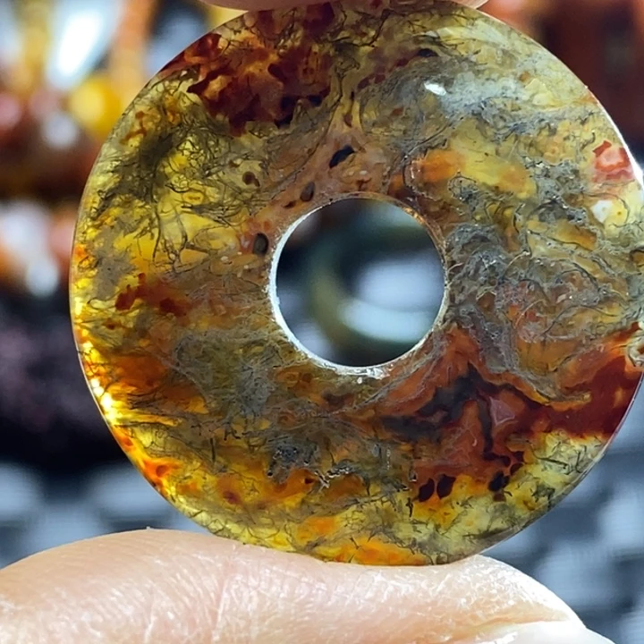 玛瑙/玉髓颈饰未镶嵌