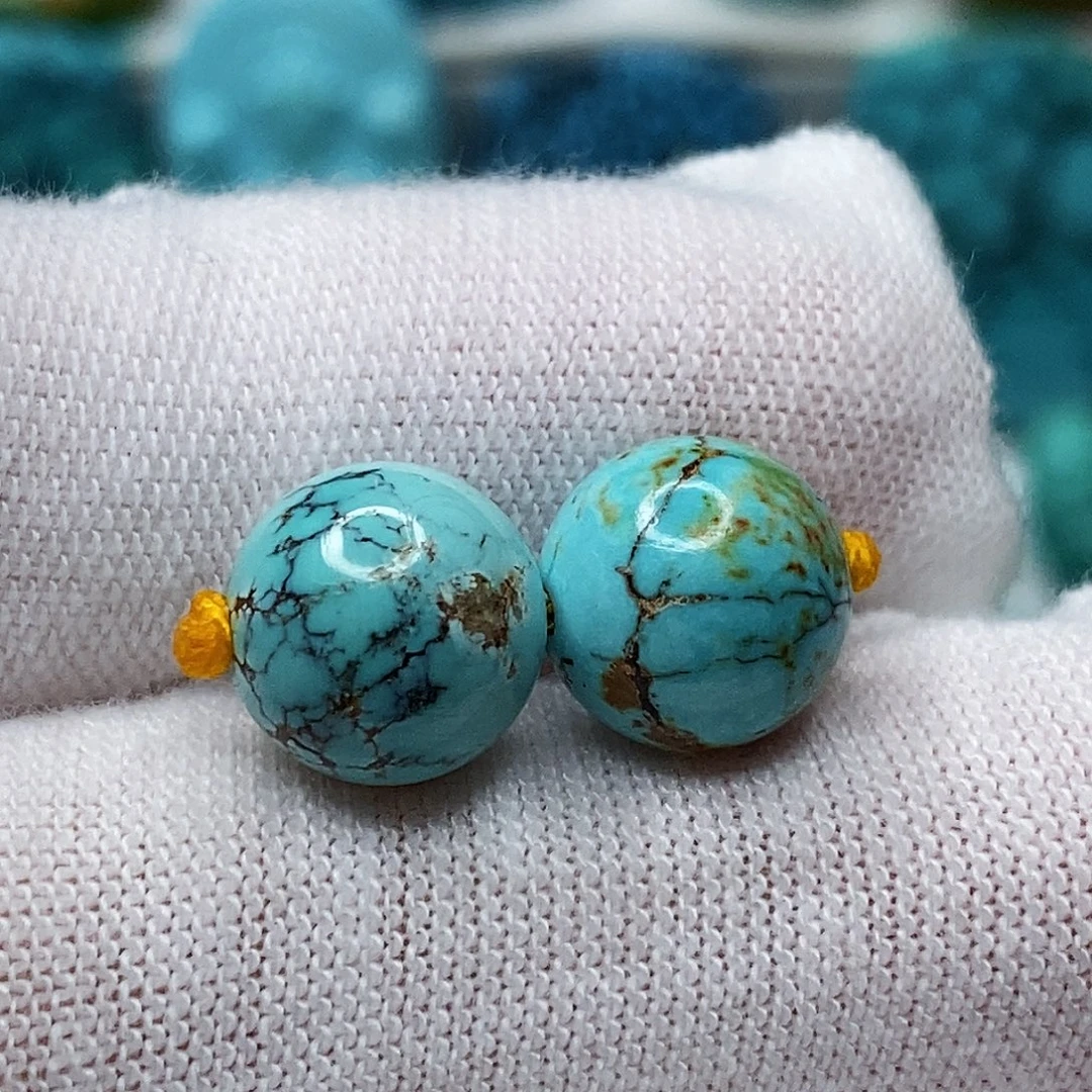 绿松石未镶嵌天然原矿 带武汉地大证书