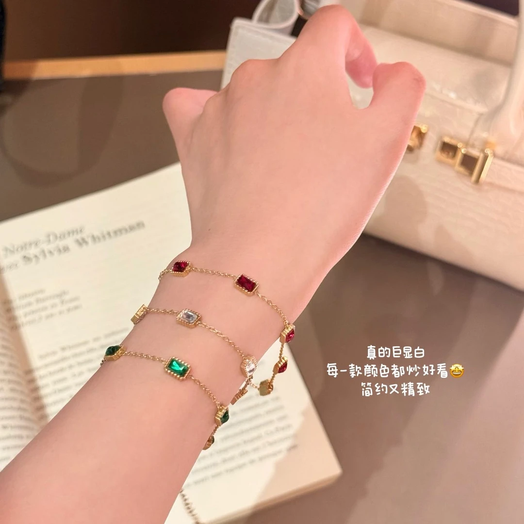 钛钢亚克力手链 精致小饰品高级手链女款轻奢百搭ins小饰品小众