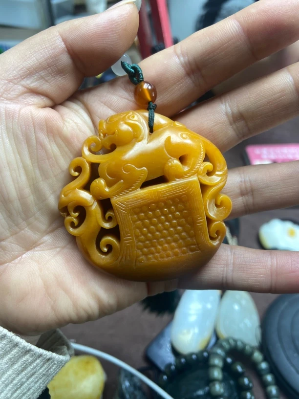 和田玉 把件 府上有龙