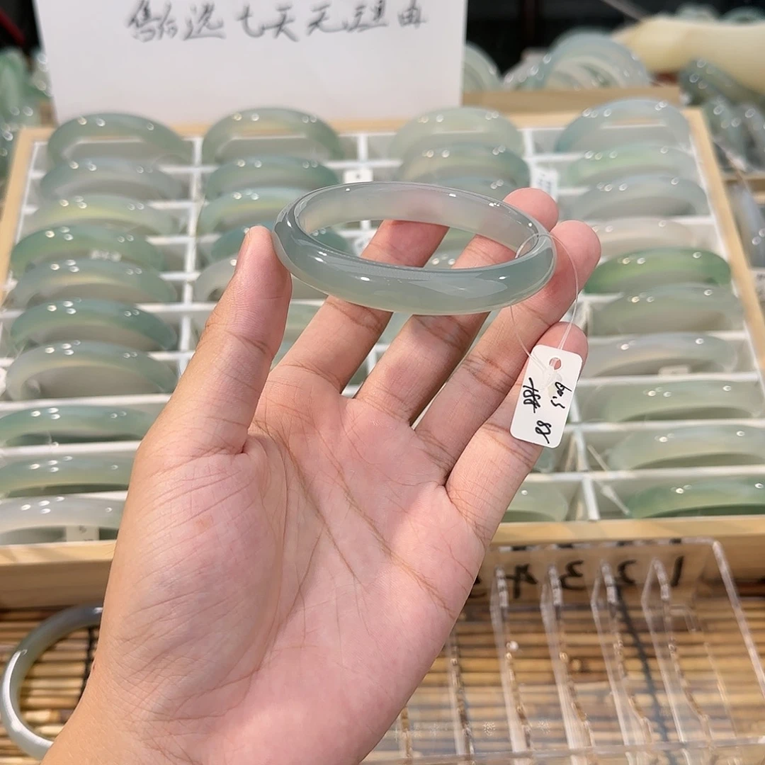 手镯玛瑙/玉髓未镶嵌圈口60.3