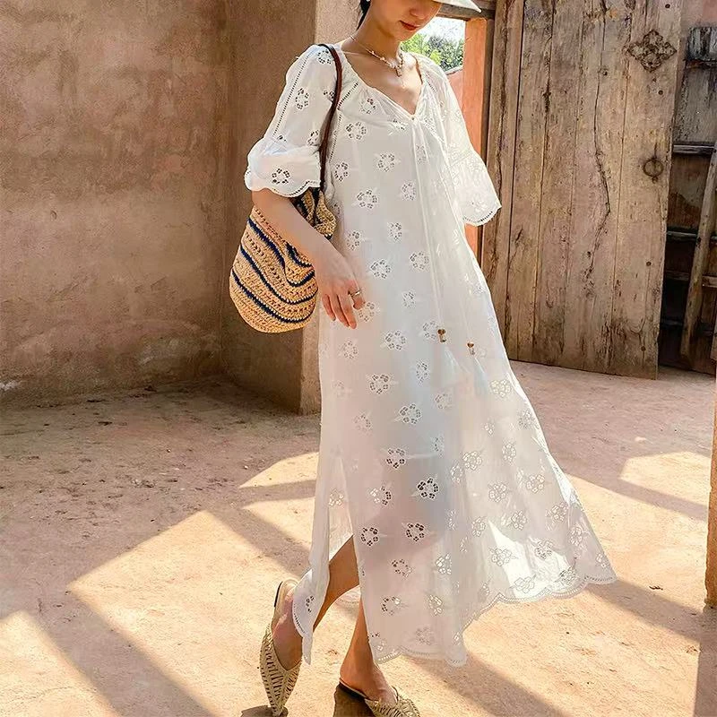 ES.南油原创法式气质夏季镂空洋气显瘦松驰感宽松上衣仙气连衣裙