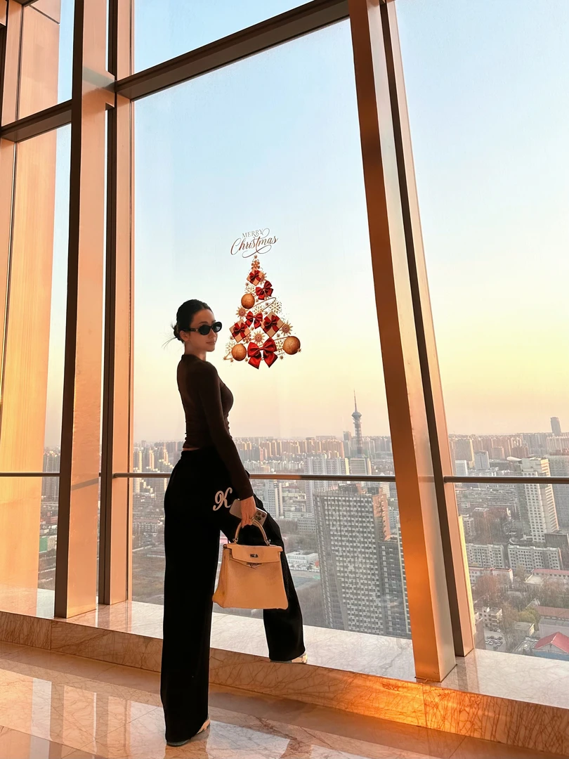 KLY简约高级刺绣字母加绒直筒显高显瘦卫裤