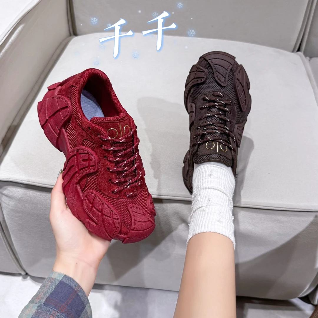 2025秋季欧洲站个性八爪鱼百搭复古厚底舒适时尚百搭休闲运动鞋