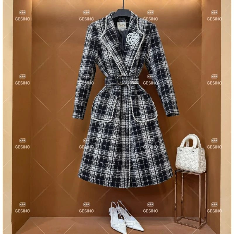 【闵闵】秋冬气质小香风外套时尚收腰女士翻领中长款大衣QD-2024857