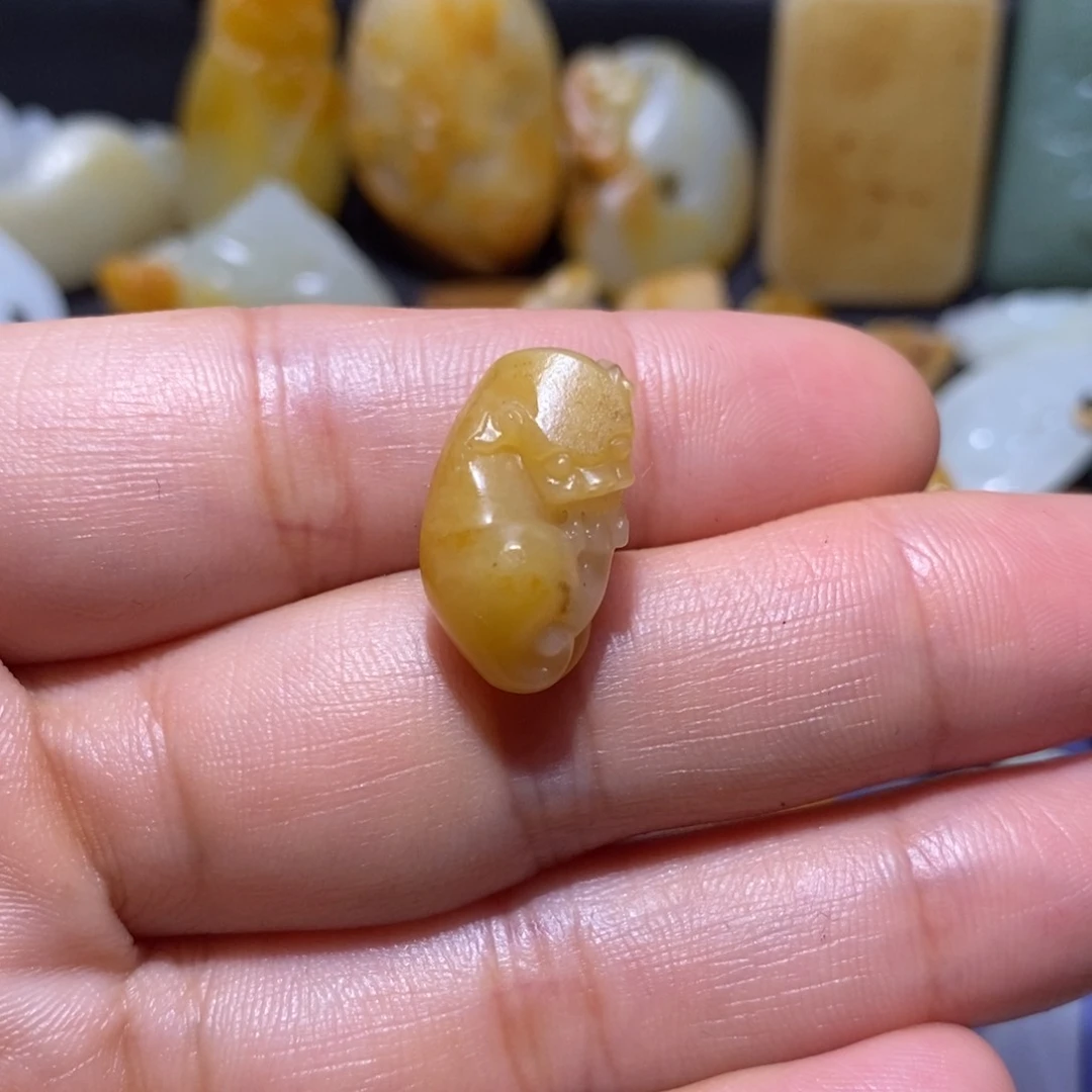 和田玉未镶嵌吊坠(不含链)