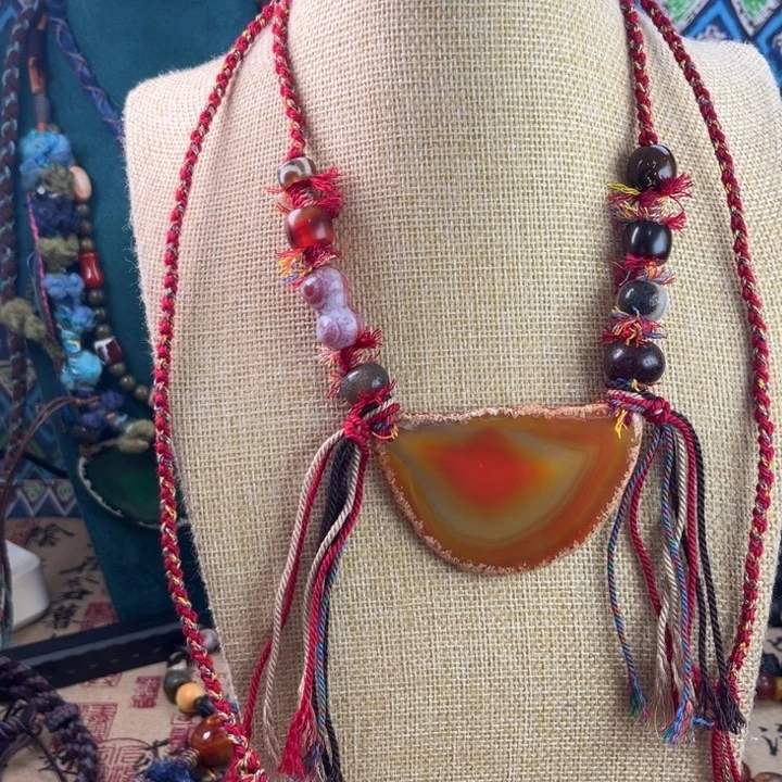 玛瑙/玉髓未镶嵌颈饰