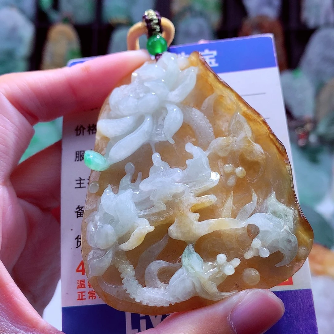 颈饰未镶嵌翡翠天然