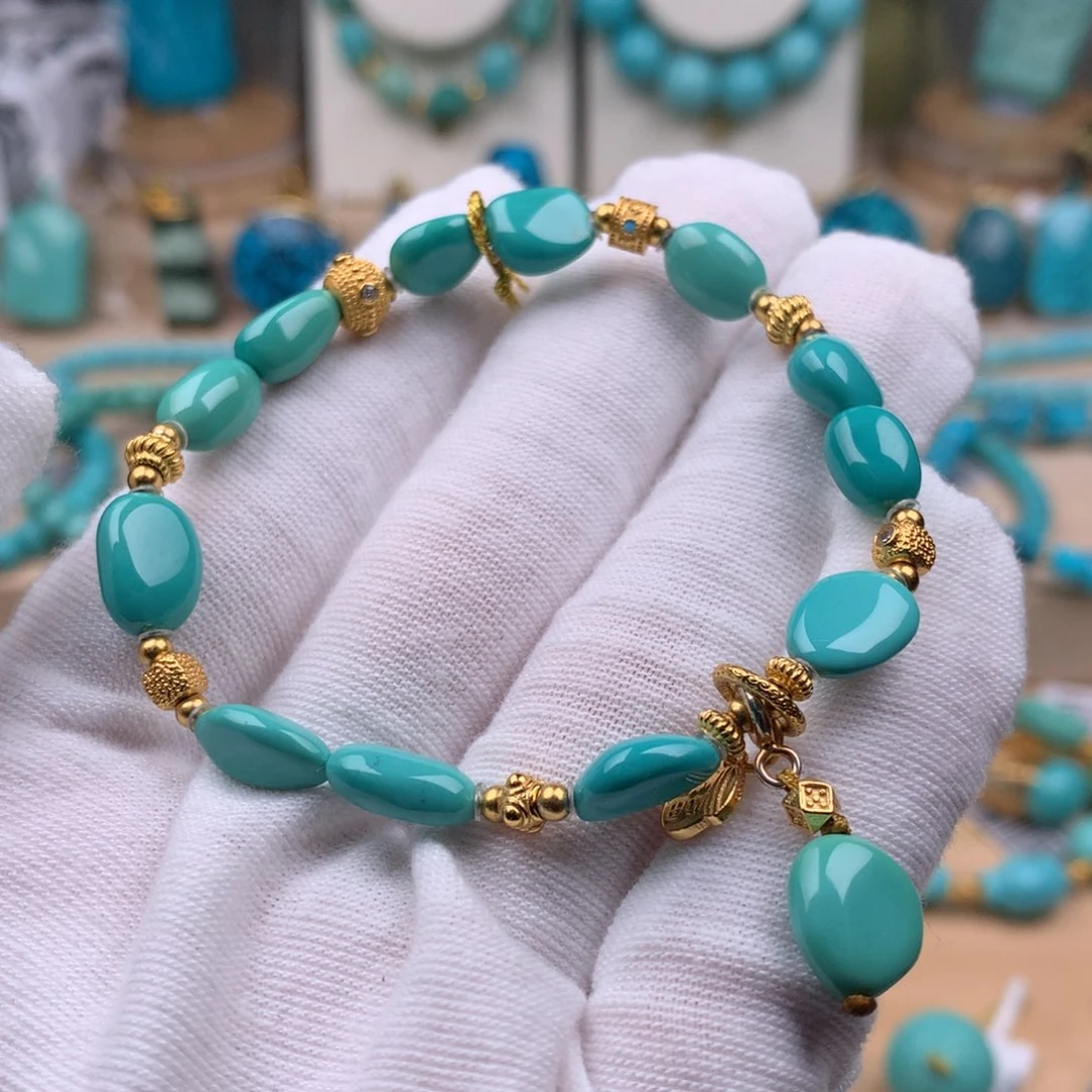 绿松石未镶嵌珠宝奇石