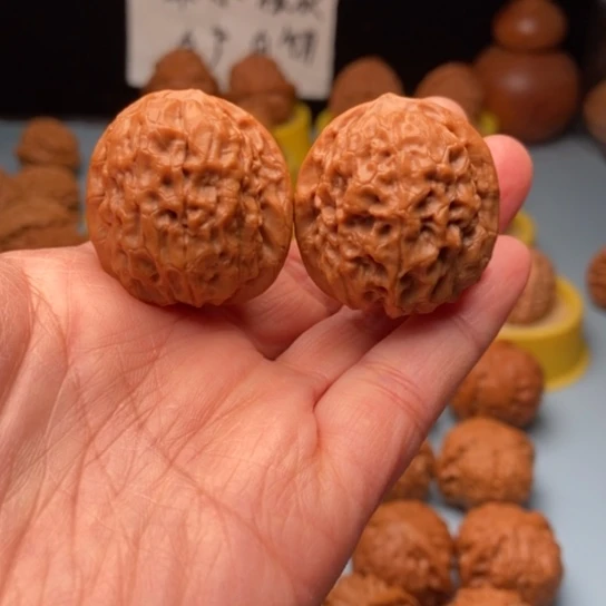 吊坠文玩核桃甲骨文全品红皮 32 32