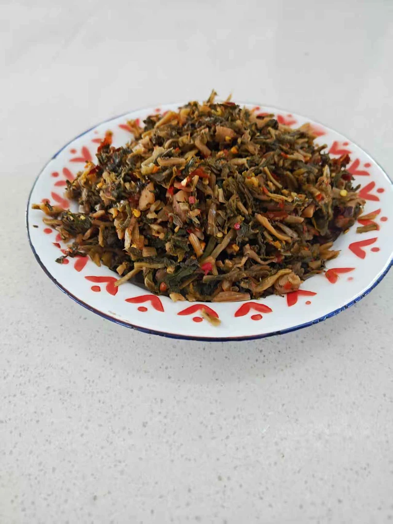 农家自制腌萝卜叶子香辣可口下饭神器