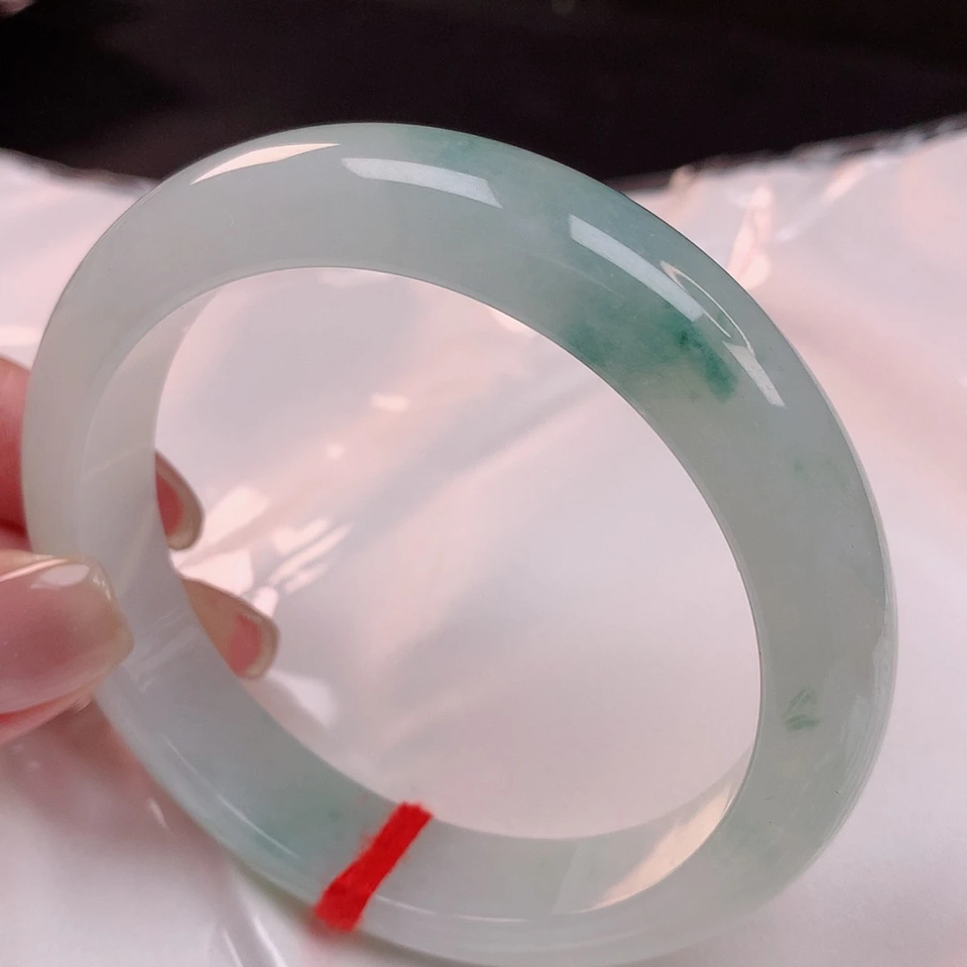 【闪购商品】未镶嵌手镯翡翠60