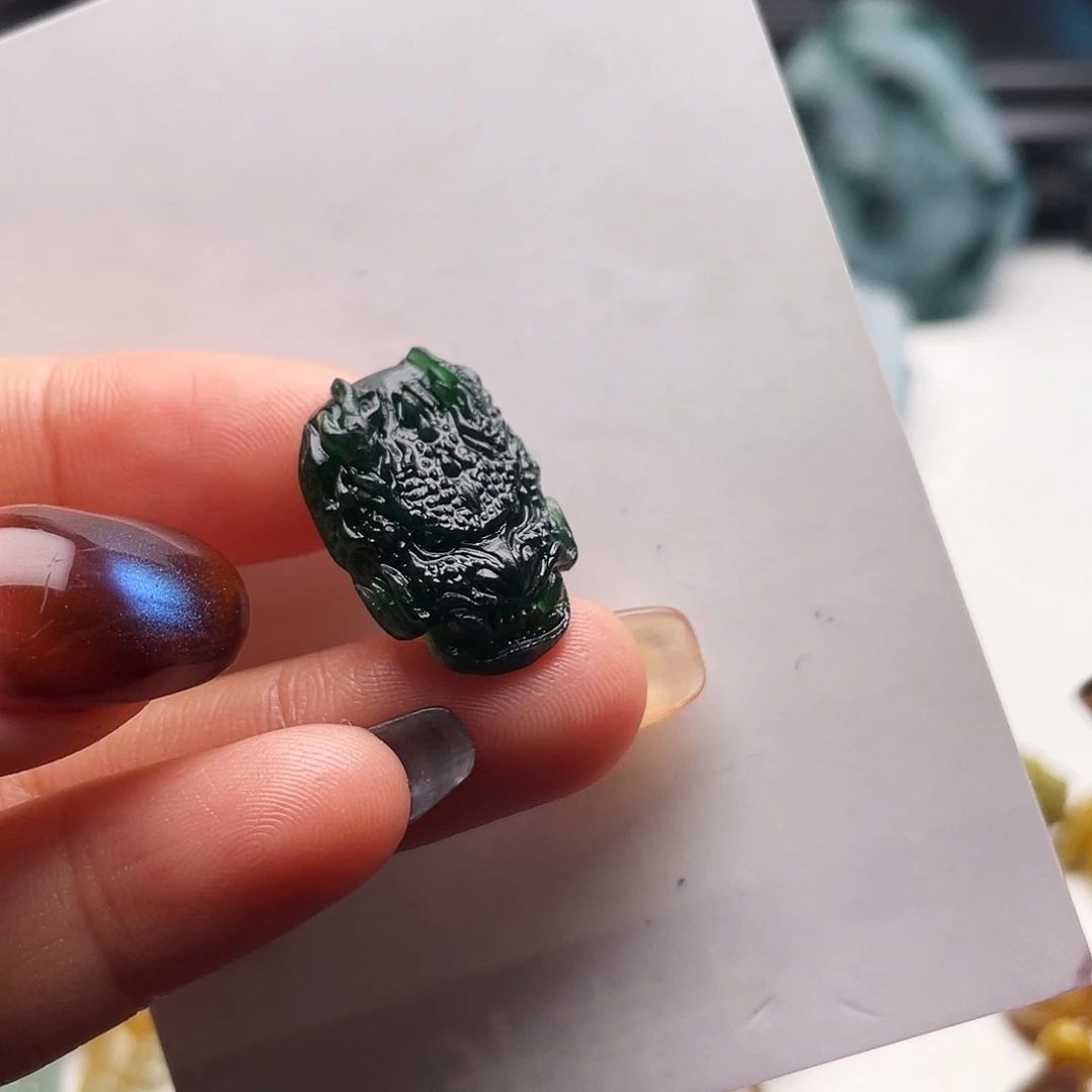 未镶嵌定制翡翠装*虎天然
