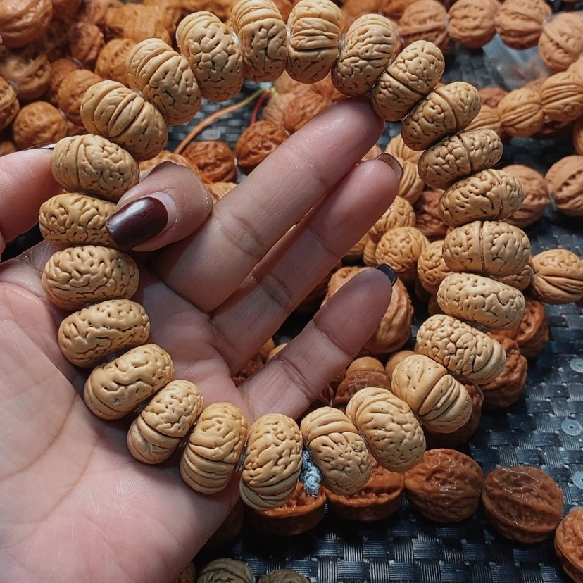 【闪购商品】文玩核桃吊坠A****j飞碟