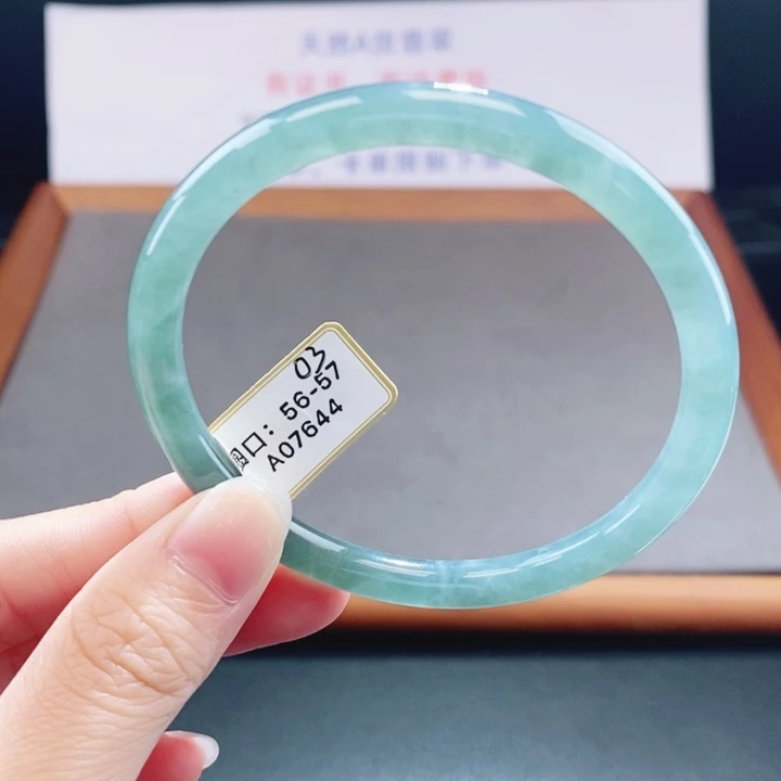 翡翠未镶嵌手镯翡翠手镯14