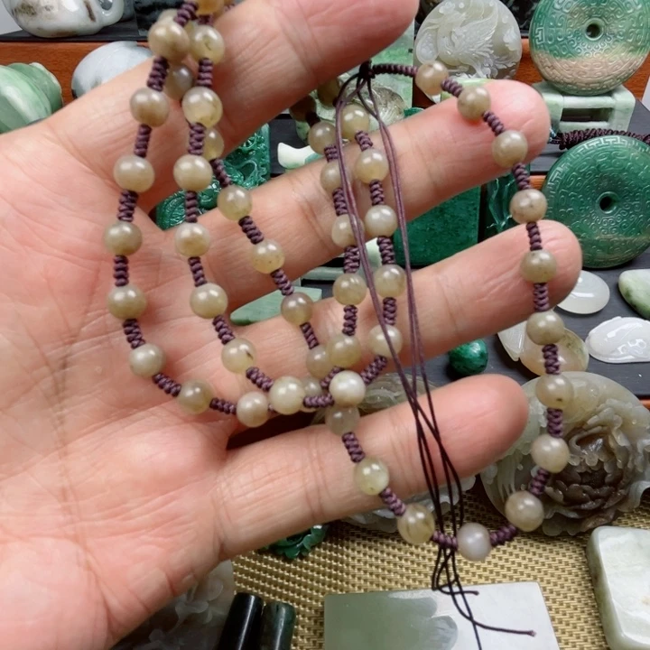 独山玉未镶嵌珠宝半成品