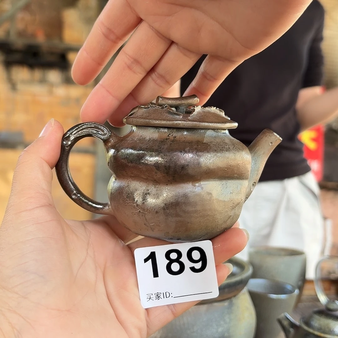坭兴陶纯柴烧原矿泥料纯手工手捏壶150毫升