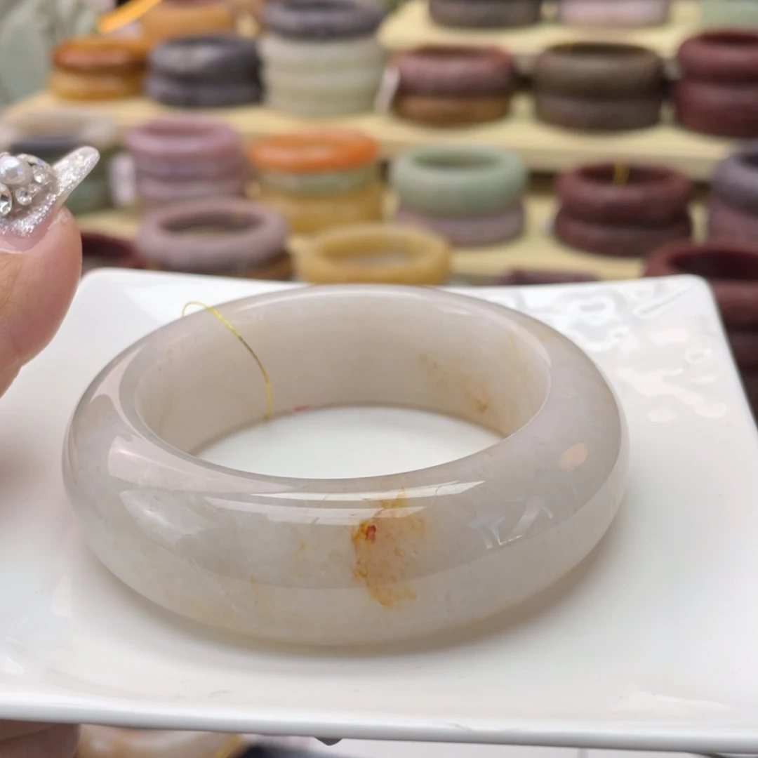 【闪购商品】石英质玉手镯未镶嵌?****?