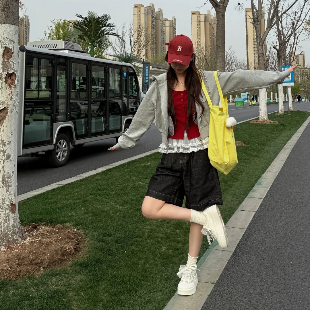 小发喵「奶霜白珍珠缎面厚底鞋｜蝴蝶结系带 慵懒轻奢新风尚」