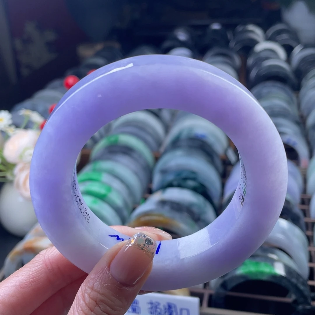 定制翡翠未镶嵌翡翠手镯