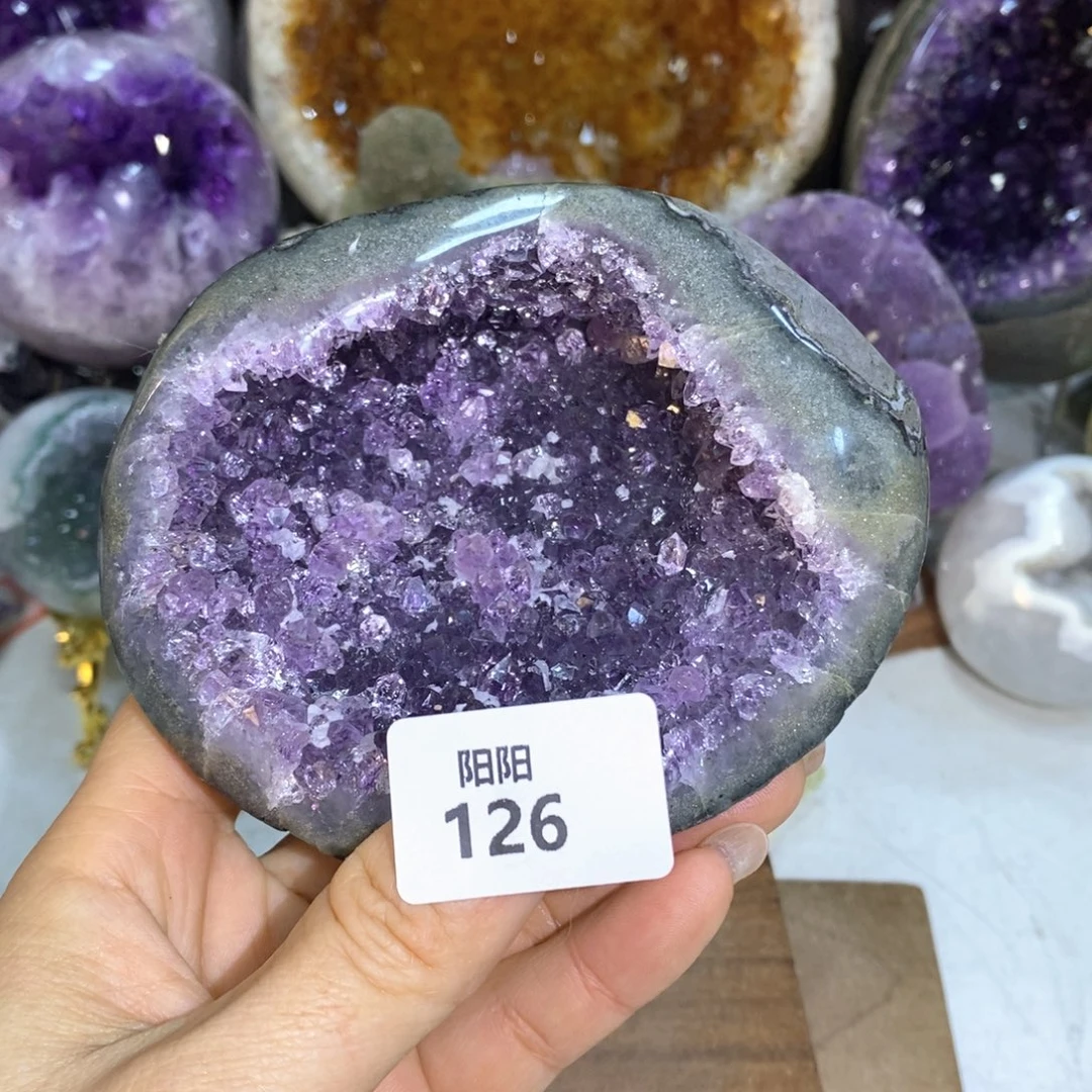 大型摆件（非配饰）未镶嵌水晶