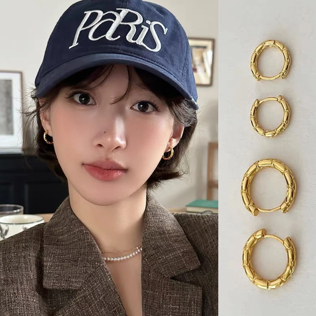 铜合金耳饰 金银两色菱格纹耳环女小众高级感小香风耳圈耳钉耳饰