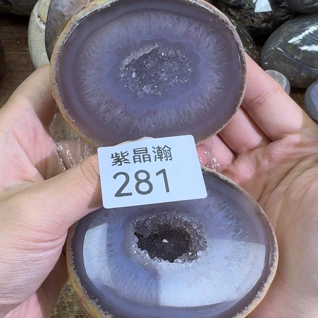 未镶嵌水晶大型摆件（非配饰）