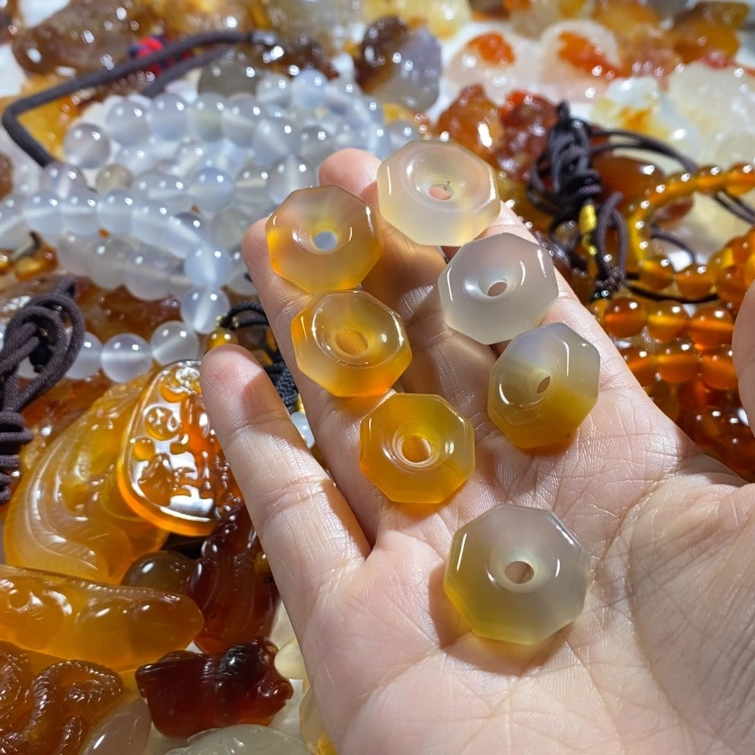 是***！玛瑙/玉髓未镶嵌玛瑙平安扣