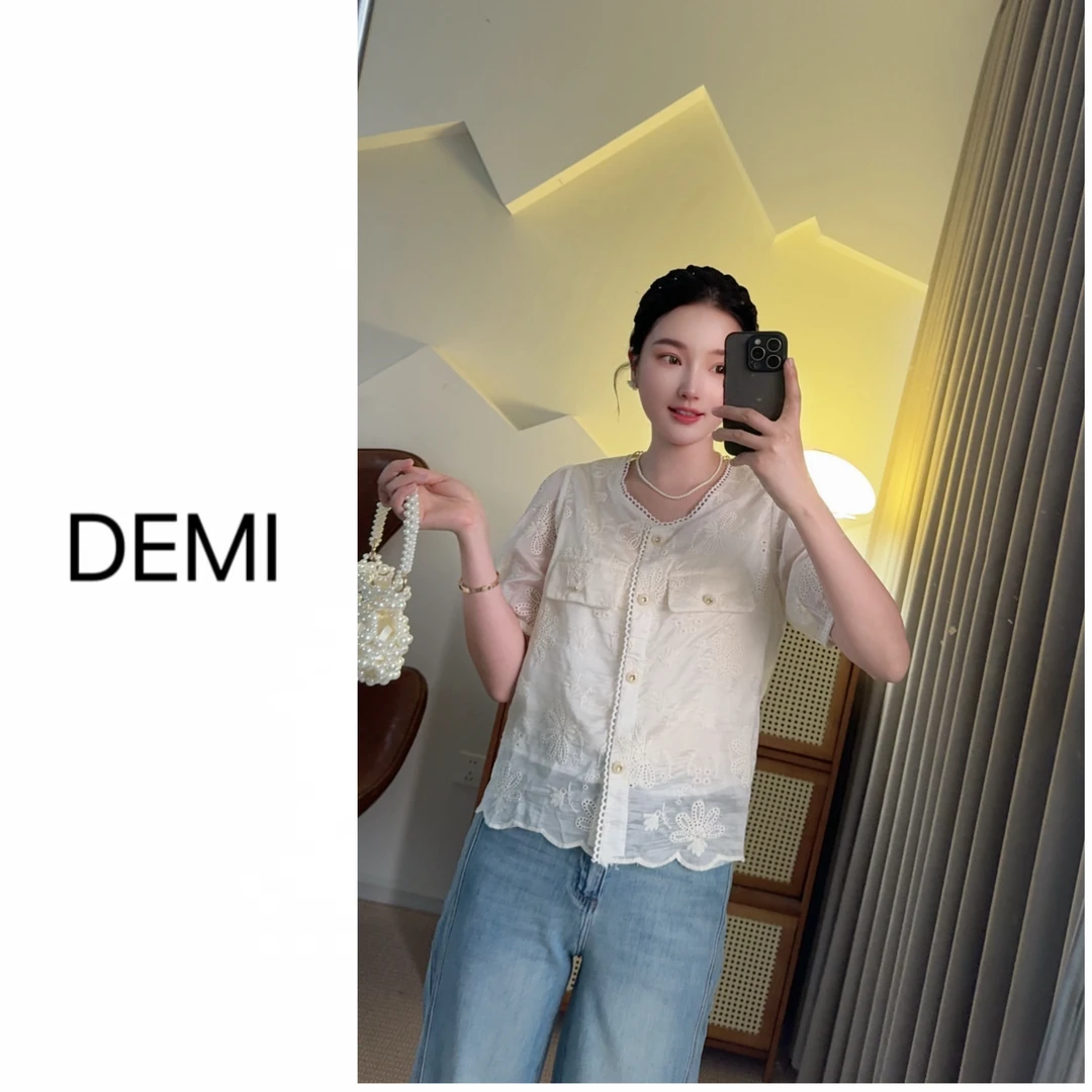 MISS RUILI  定制  2025夏季圆领百搭刺绣淑女气质衬衫F0638