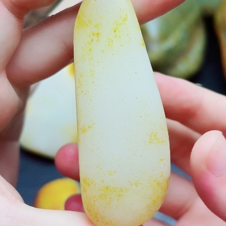 未镶嵌和田玉挂件
