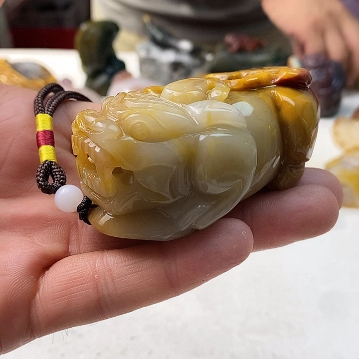 未镶嵌颈饰玛瑙/玉髓
