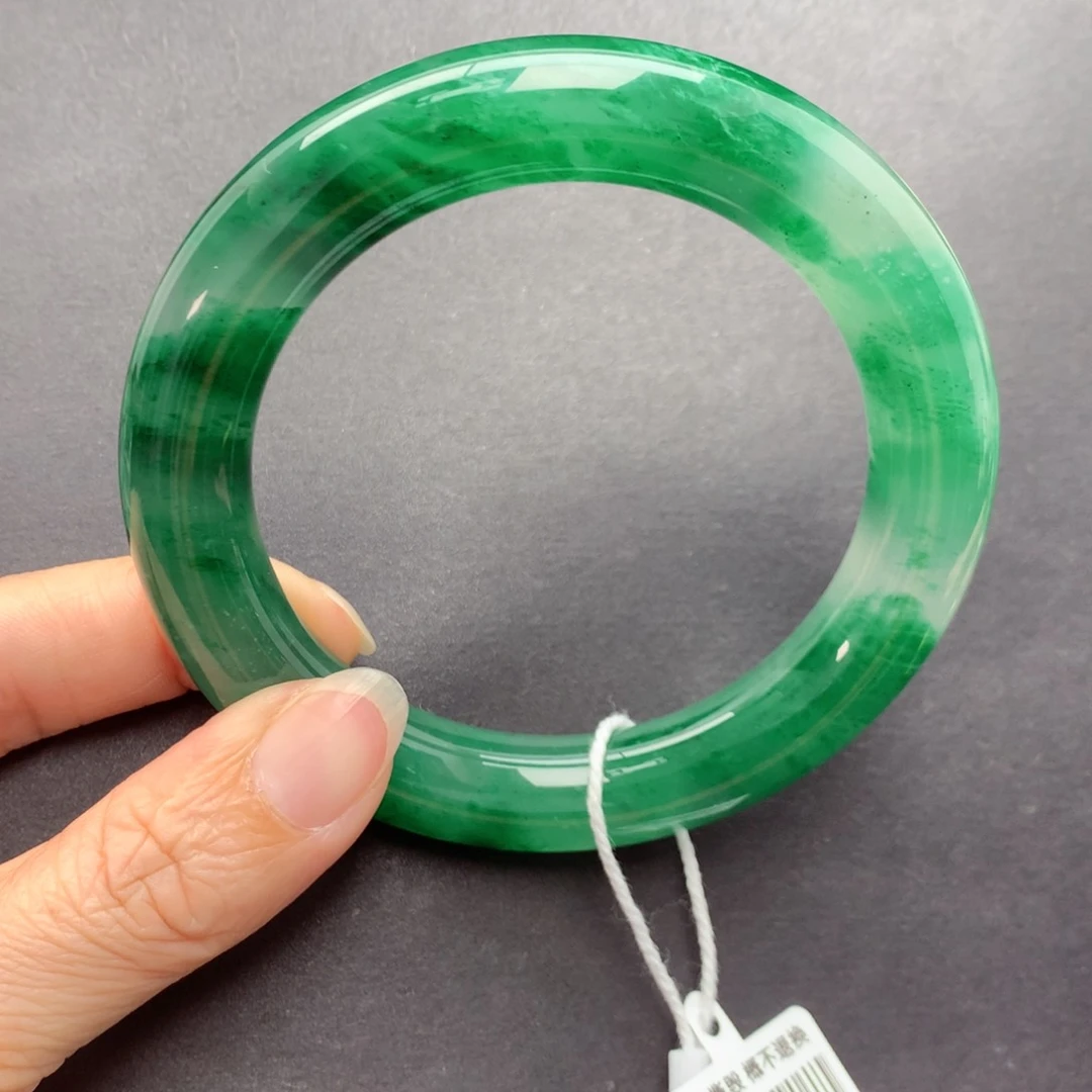 未镶嵌手镯石英质玉