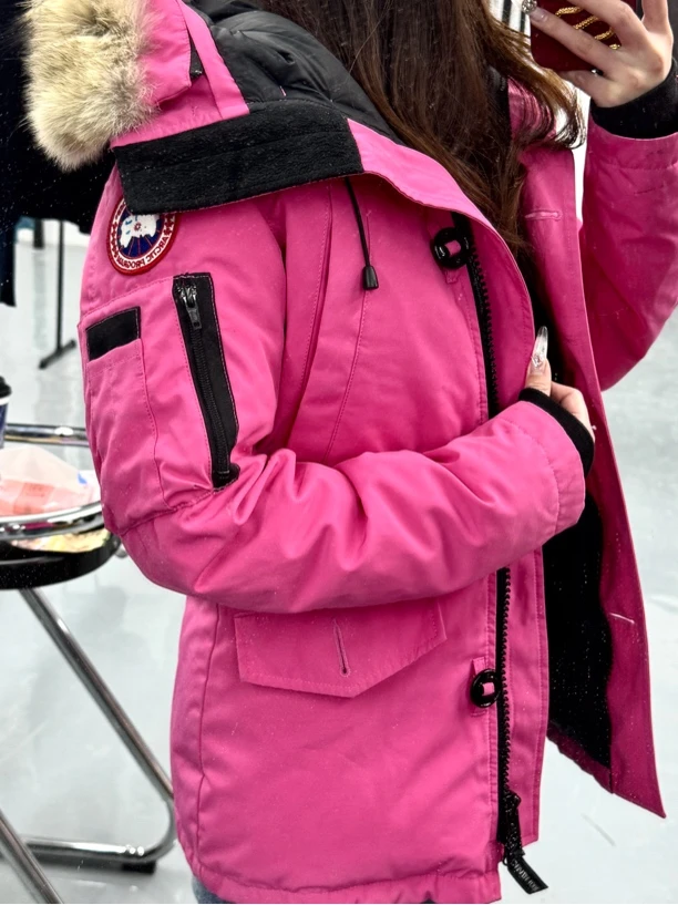 CANADA GOOSE/加拿大鹅/XS码/粉色毛领羽绒服/99新