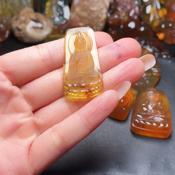 琥珀未镶嵌裸石74