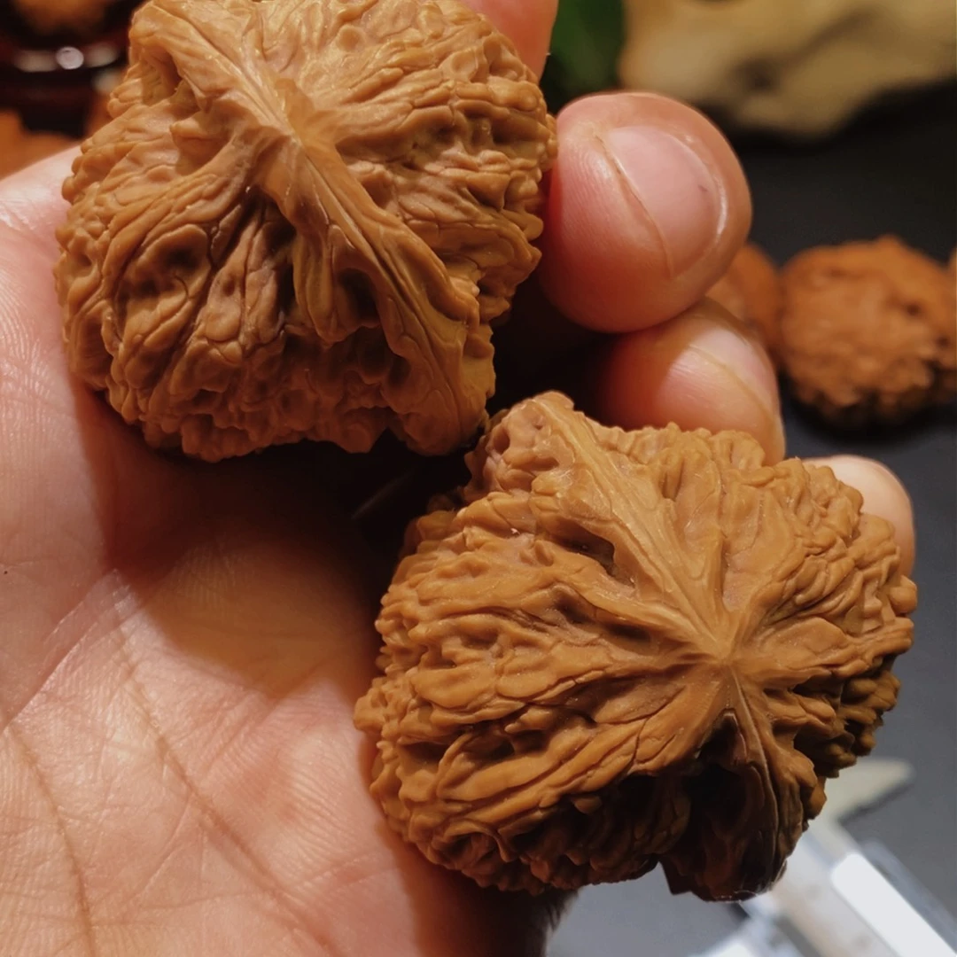 文玩核桃把件南疆石A442