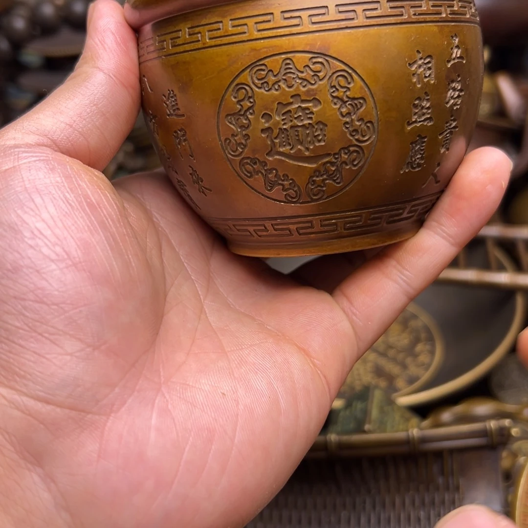 精美铜器点击下单