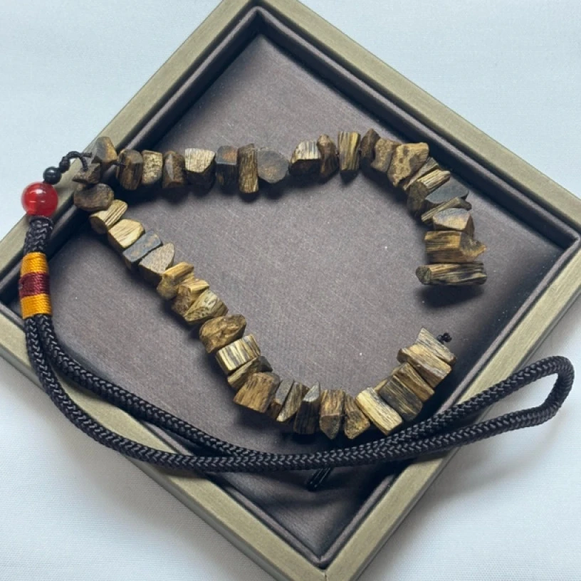 沉香A646 越南芽庄奇楠沉香碎银子挂件