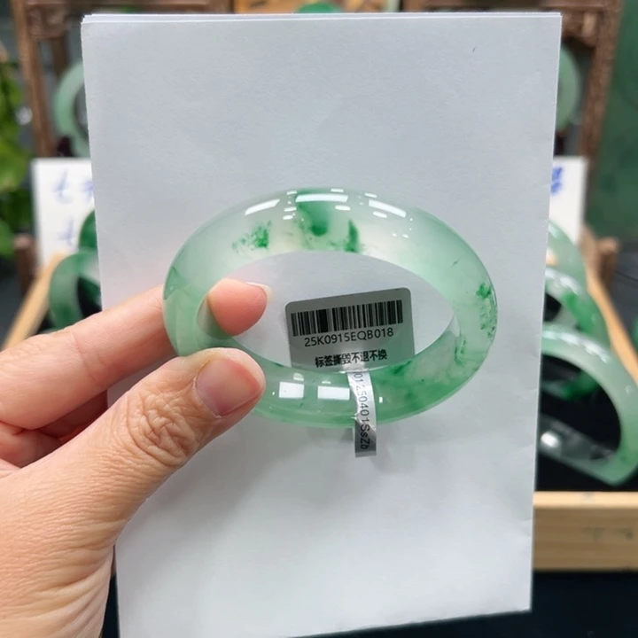 石英质玉未镶嵌手镯➕佳佳5455