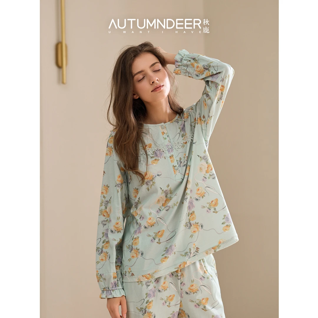 秋鹿氧气棉拉架印花圆领九分袖长裤女套春秋