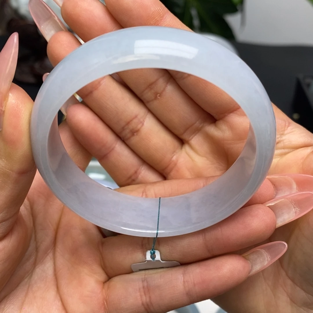 翡翠手镯未镶嵌天然