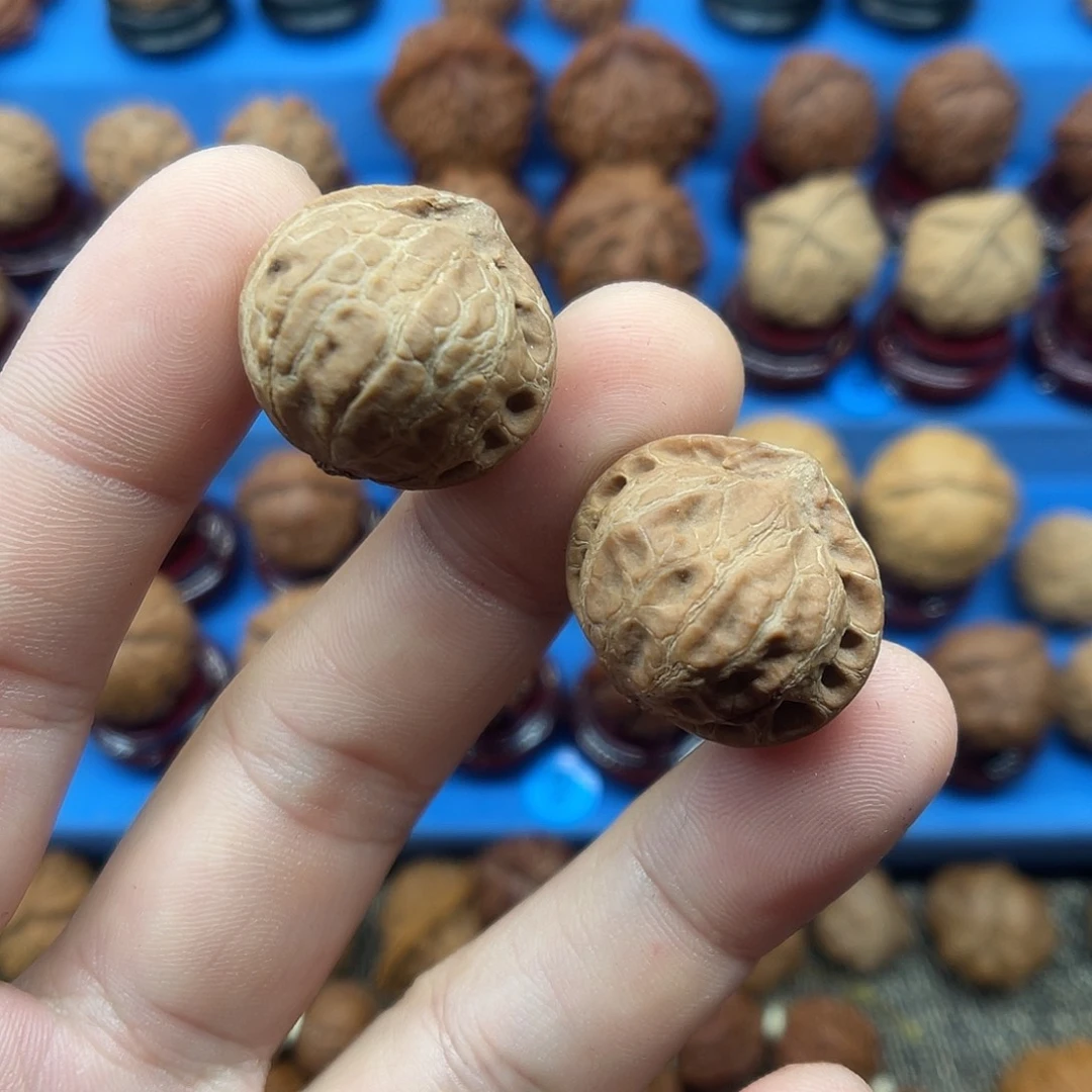 文玩核桃把件瓷娃娃小号