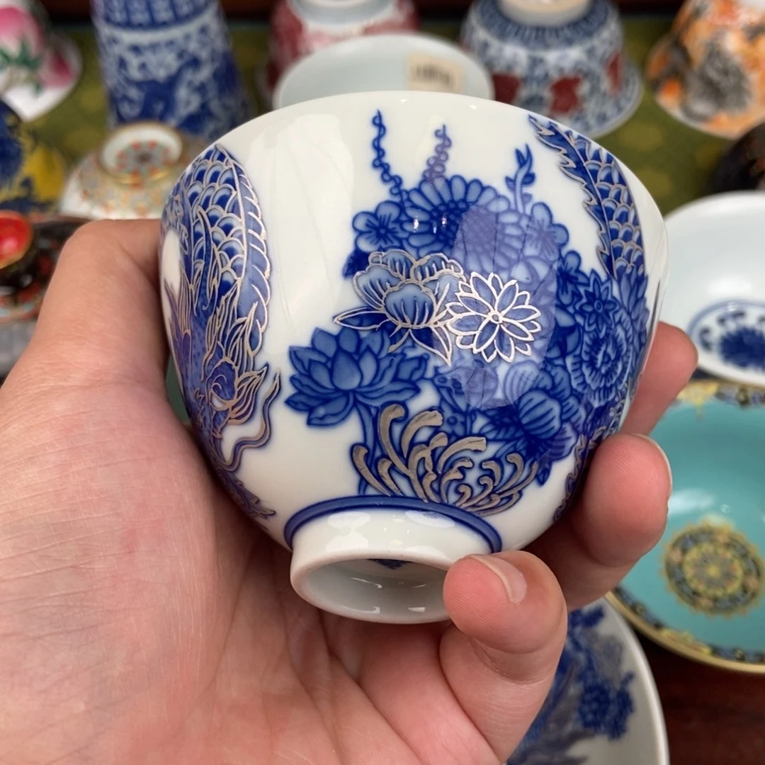 陶瓷的设计师是一个