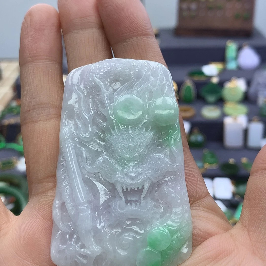 颈饰未镶嵌翡翠一
