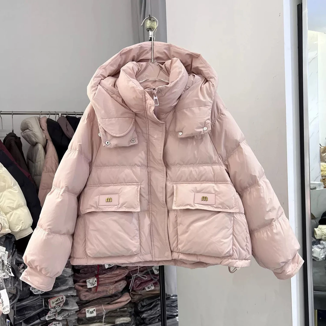2024年冬新款口带M标欧货羽短款外套920