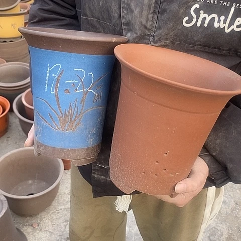 紫砂中国宜兴紫砂花，，