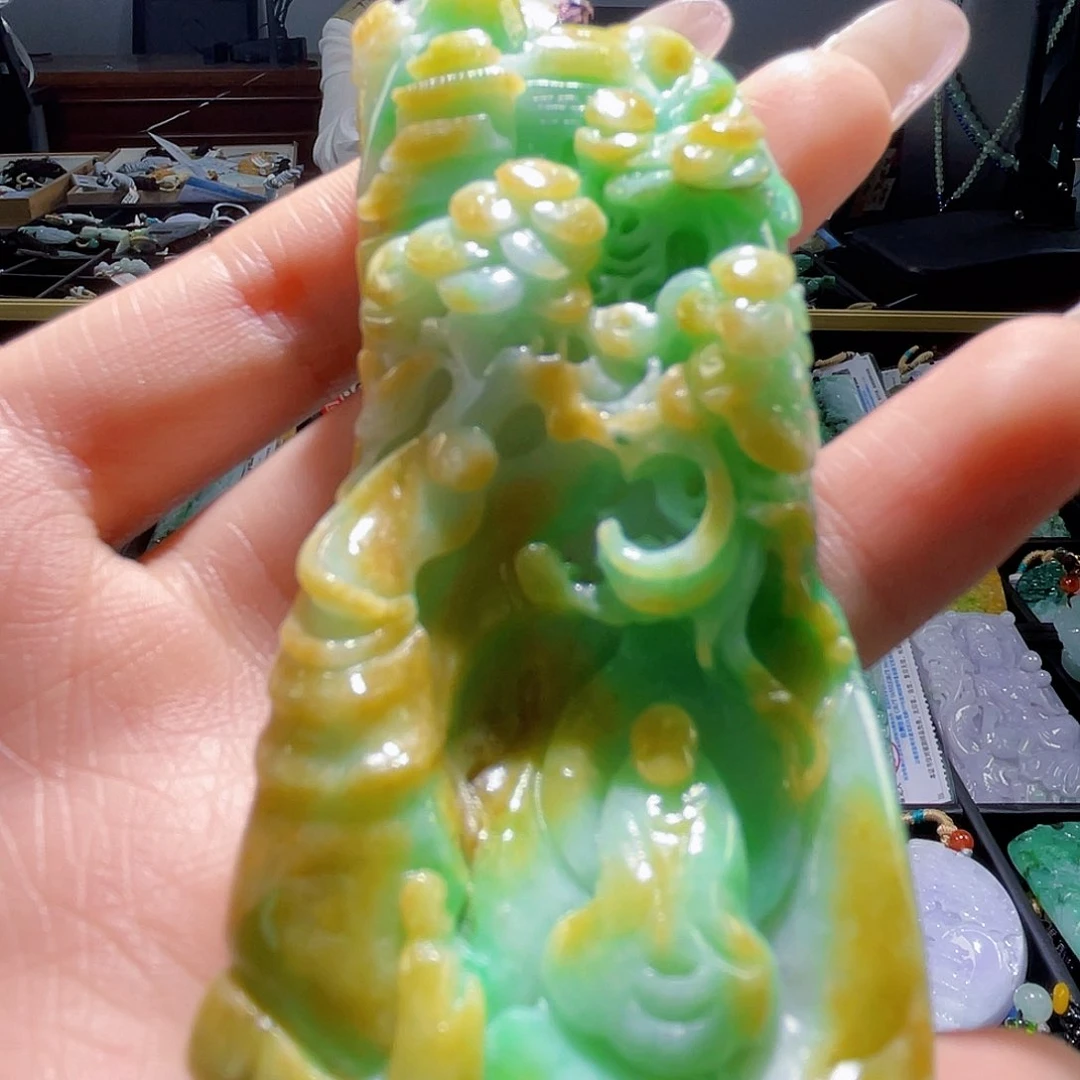颈饰未镶嵌翡翠一