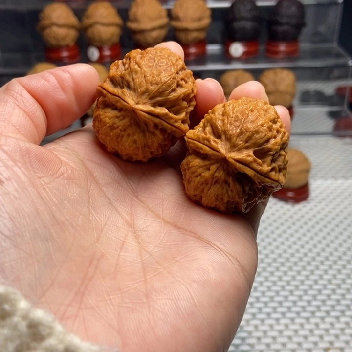 文玩核桃把件62云鼎绣球