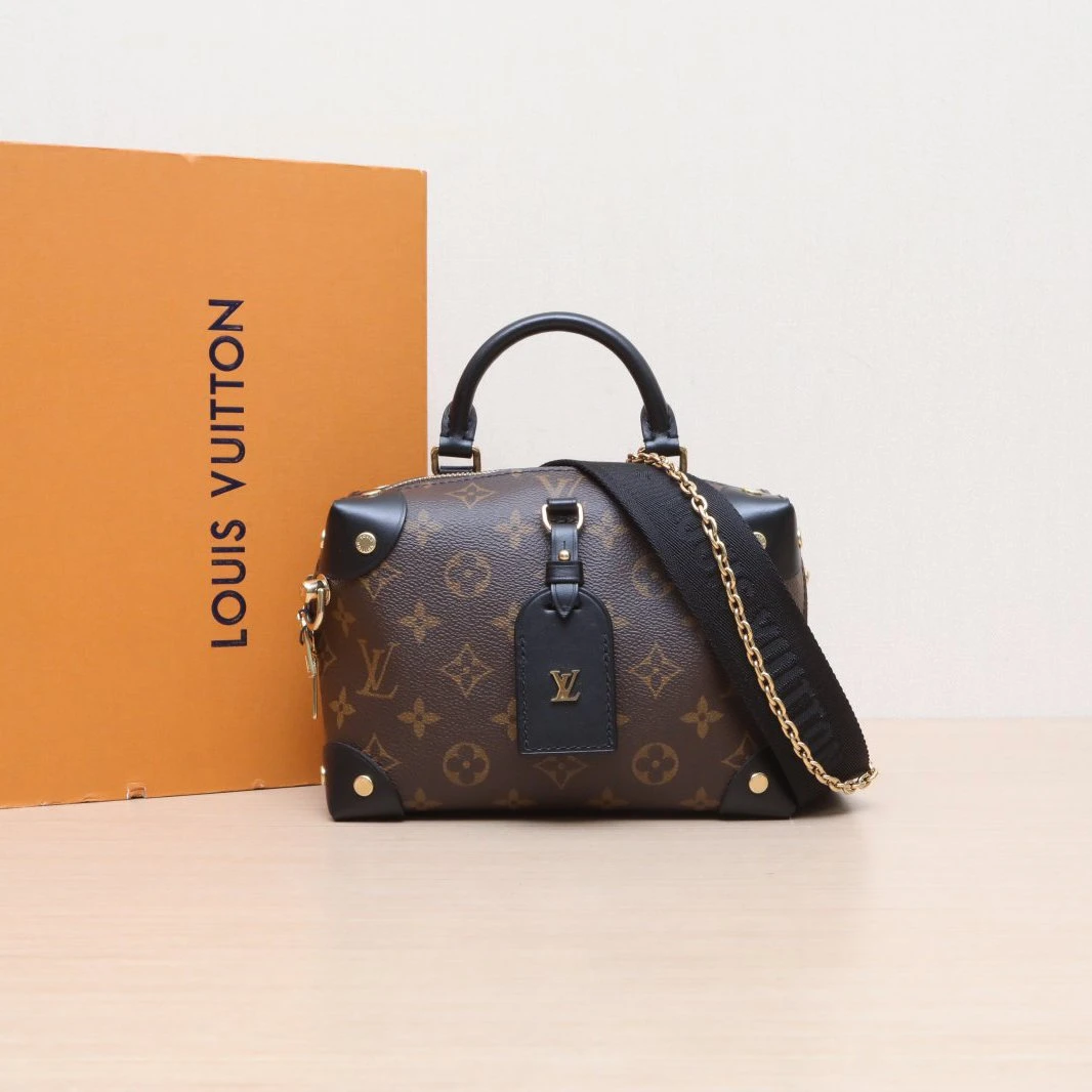 95新 LouisVuitton/路易威登 【双双活动】手柄软盒子 芯片老花